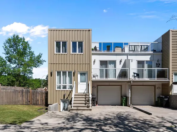 14832 103rd Ave NW, Edmonton, AB T5N 0V1