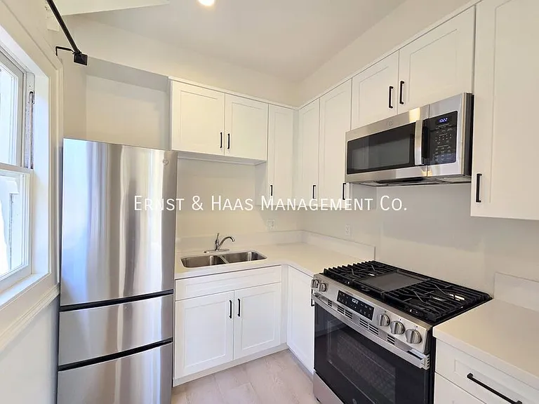 321 Chestnut Ave #4 — Photo 6