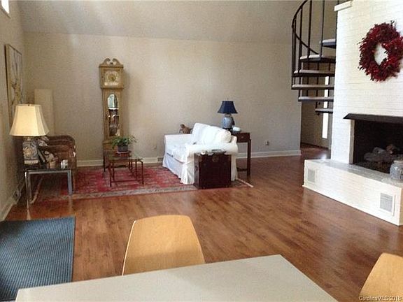 5th image of 1328 Woodrun Ct