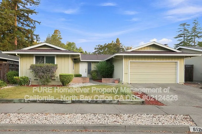 3 bed, 2.0 bath, 1372 sqft, $3,500 — Photo 1