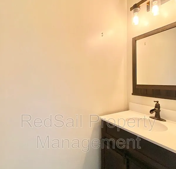 2 Still Harbor Ct — Photo 12
