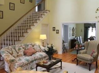 15 S Gate Rd, Charleston, WV 25314