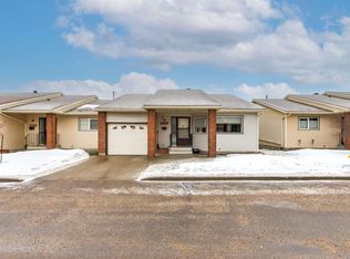 10670 153rd Ave NW, Edmonton, AB