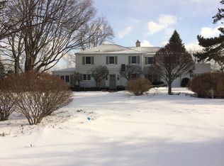 5035 Wind Point Rd, Racine, WI 53402