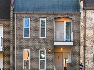 1727 Cy Ct, Vienna, VA 22182