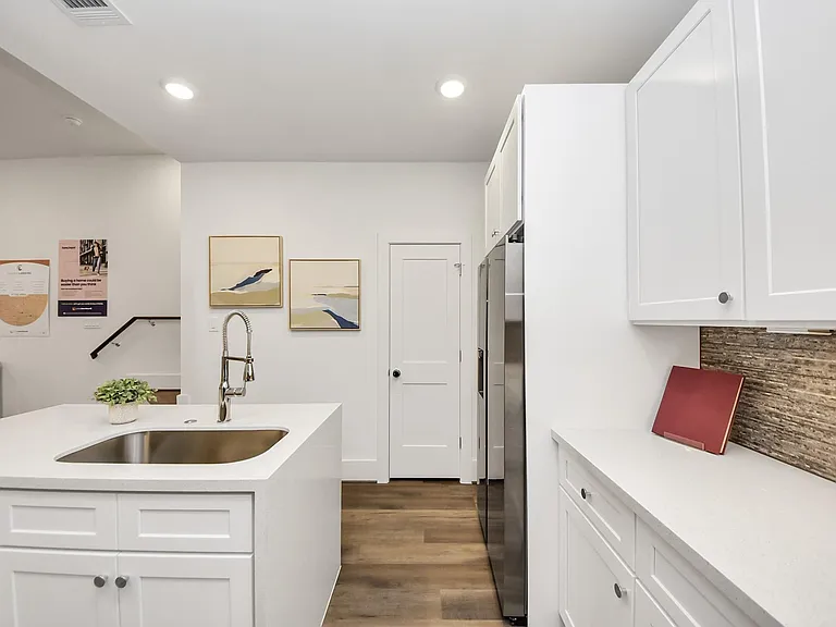 7504 Carver Rd #D — Photo 18