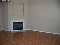 4th image of 4038 Moraine Ct
