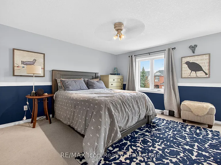 537 Beaver Creek Cres — Photo 28