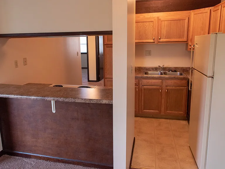 Cedar Point Apartments — Photo 17