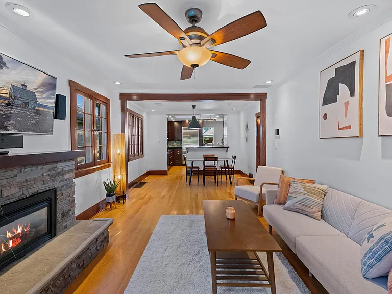 Main floor open plan living/dining/kitchen
