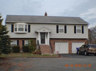 44 Maple Ct, Brick, NJ 08723