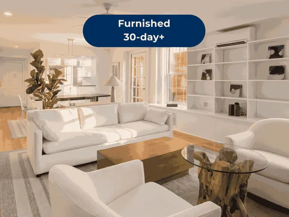 3 E 9th St #1R, New York, NY 10003