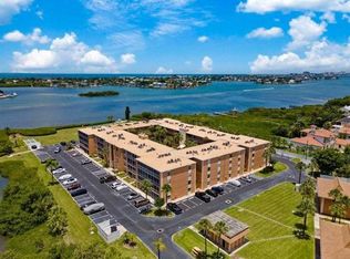 12760 Indian Rocks Rd APT 1102, Largo, FL 33774