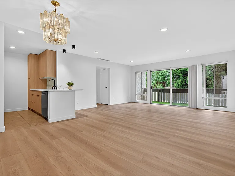 8601 International Ave #119 — Photo 18