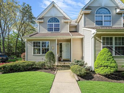 30 Heckscher Spur Drive #30, East Islip, NY, 11730