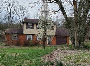 93 Naomi Ct, Milton, WV 25541