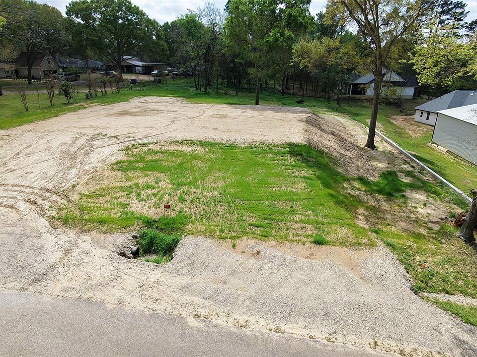 1st image of 13391 Country Oak Drive
