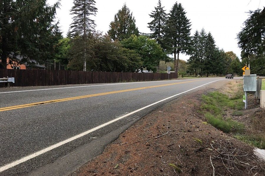 2nd image of 18637 W Cloquallum Rd