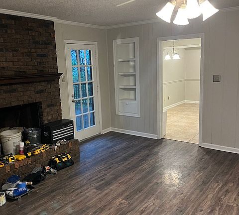 5th image of 8454 Farmington Dr E