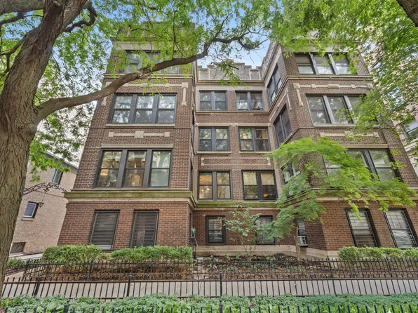 425 W Briar Pl APT 1E, Chicago, IL 60657