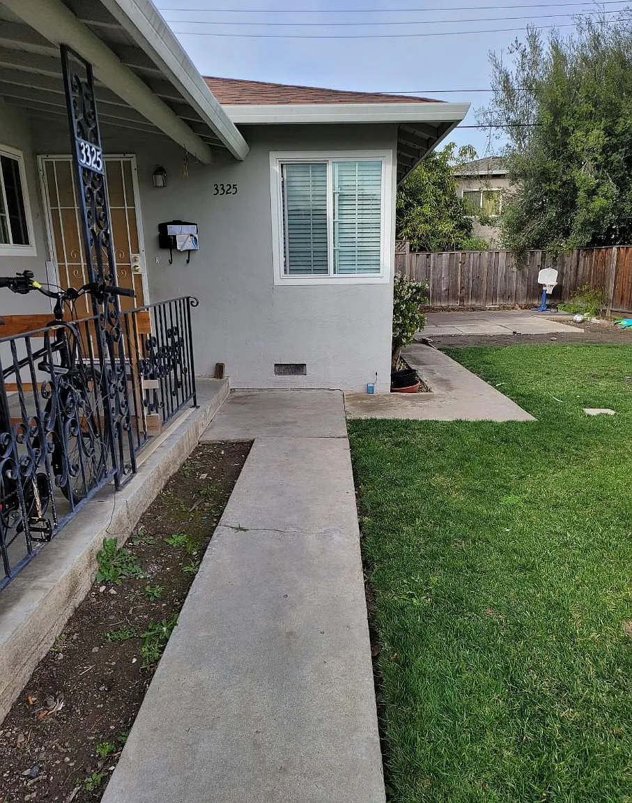 2 bed, 865 sqft, $3,150 — Photo 1