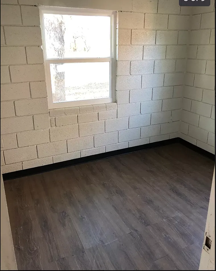 1013 Harlem Ave — Photo 4