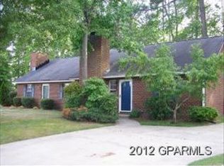 1812 B Summerhaven Dr, Greenville, NC 27858