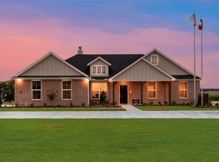 126 Range Ln, Decatur, TX 76234