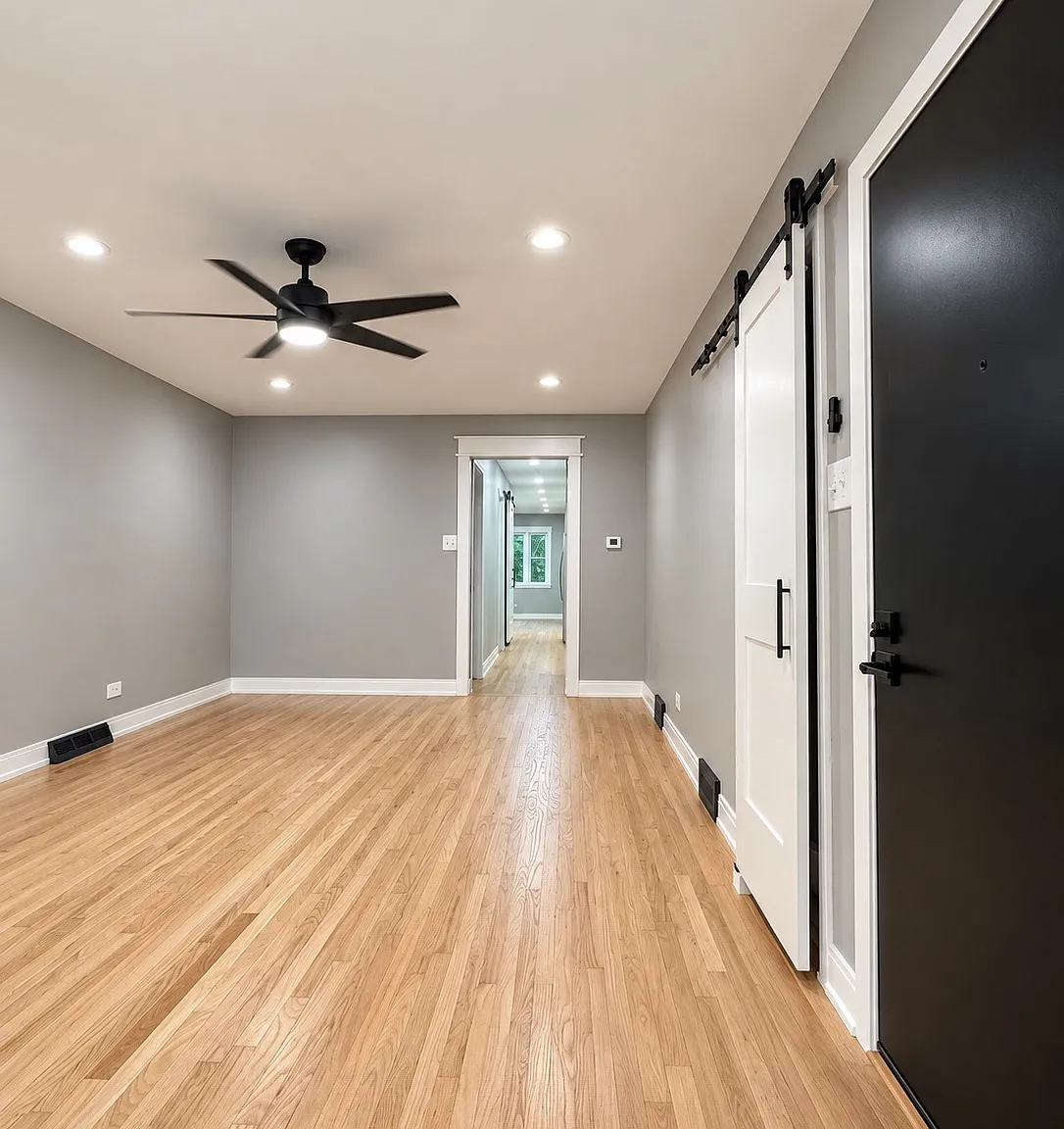 3 bed, 1500 sqft, $2,550 — Photo 2