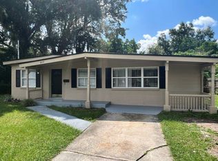 10575 E Pine Estates Rd, Jacksonville, FL 32218