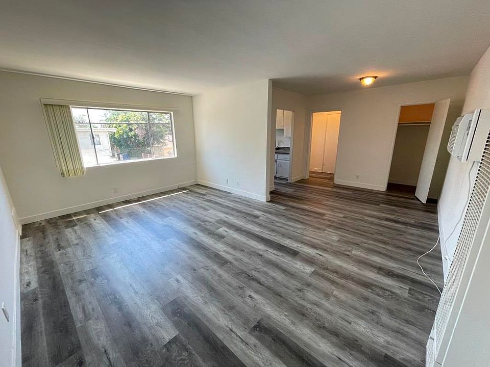 1st image of 6205 Fulton Ave