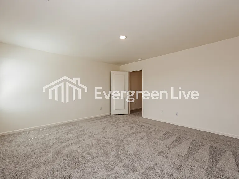 5938 Sahara Dr — Photo 9