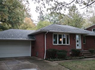 6801 Smith Rd, Middleburg Heights, OH 44130