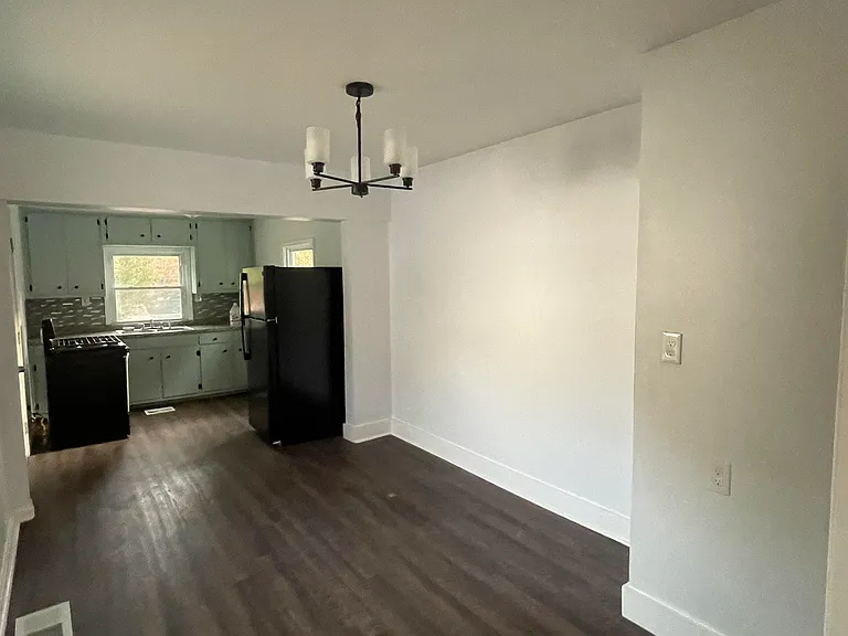 3225 Gifford St — Photo 24