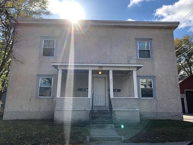 1st image of 415 23rd Ave N APT 4