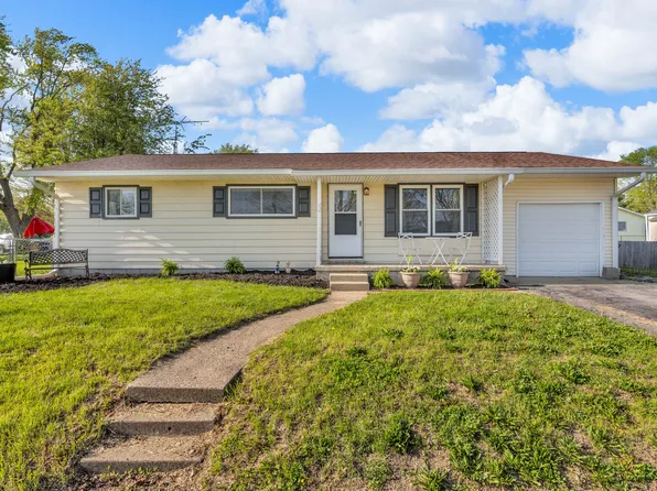 42 Center Dr, Crawfordsville, IN 47933