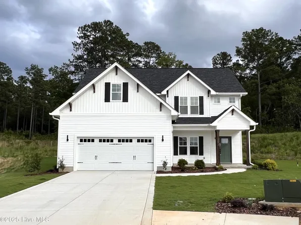 297 Rough Ridge Trail, Aberdeen, NC 28315