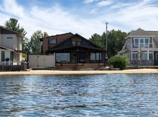 1442 Washington Ave, Gaylord, MI 49735
