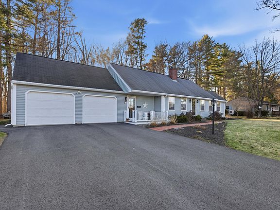 2nd image of 10 Longview Terrace