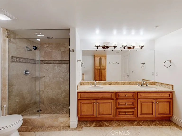 11540 Moorpark St #103 — Photo 19