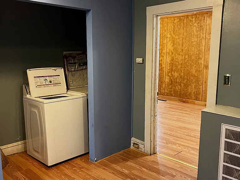 314 Earle Franklin Dr — Photo 4