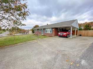 3252 Peppers Ferry Rd NW, Radford, VA 24141