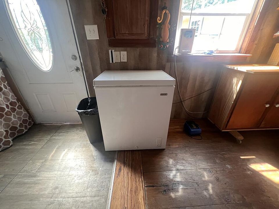 22nd image of 105 H Warren Ln