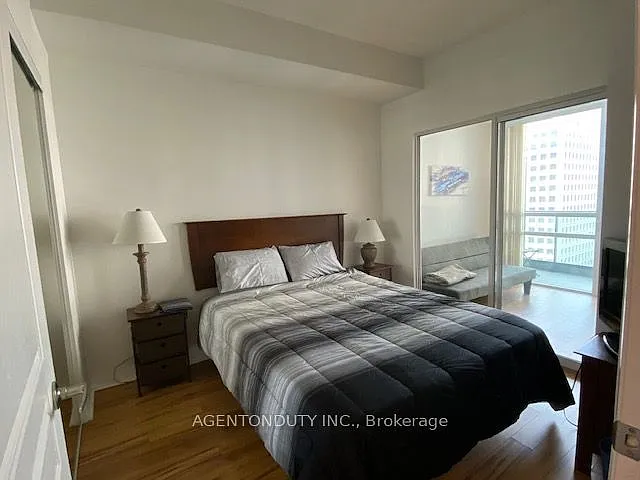 1121 Bay St #1505 — Photo 9