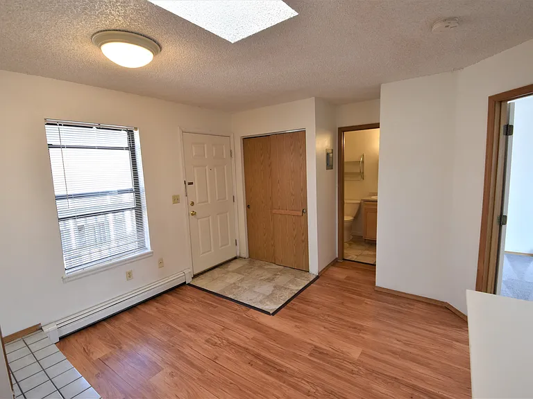 1125 Grandview Ave #8 — Photo 6