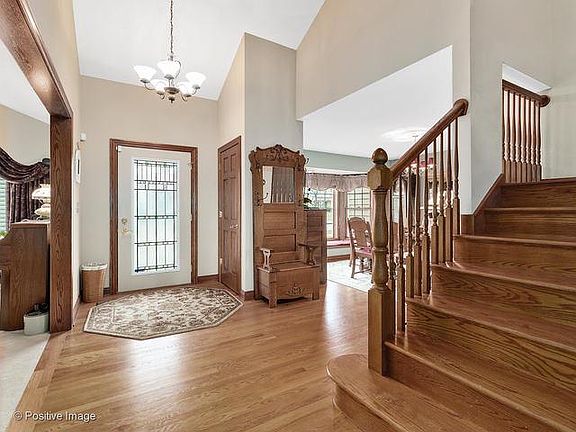 2nd image of 4449 Basswood Dr