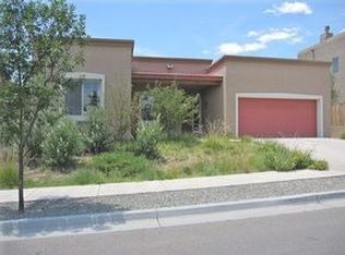 4413 Contenta Rdg, Santa Fe, NM 87507