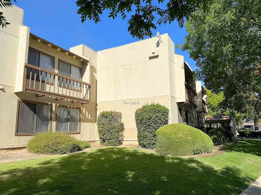 2 bed, 1000 sqft, $1,450 — Photo 1