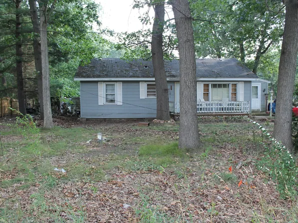 5314 124th Ave, Fennville, MI 49408