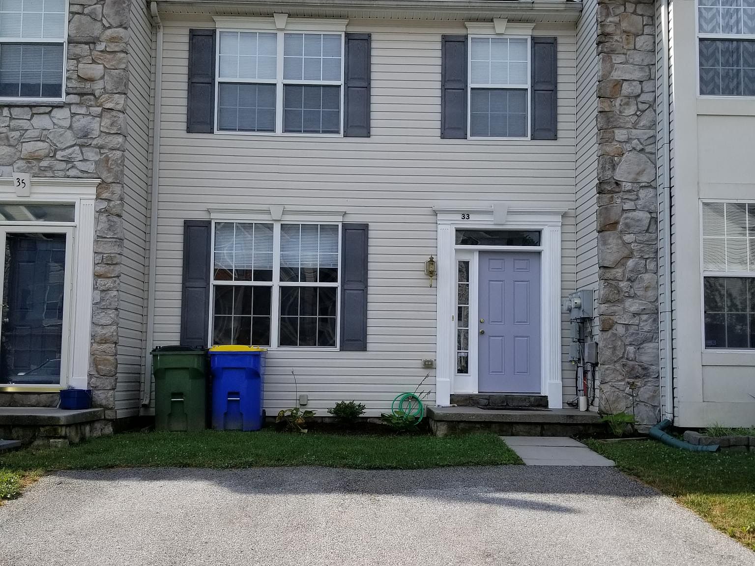 33 Sara Ln, Hanover, PA 17331 Zillow